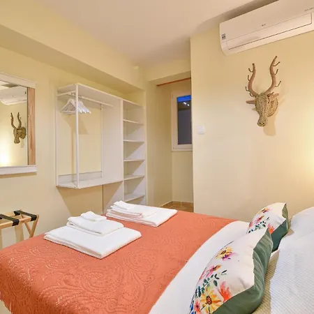 Elevator's House By Atlantic Places